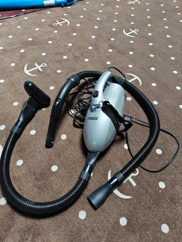 Princess Compacte Stofzuiger - 230V beschikbaar voor biedingen