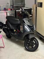 Piaggio Zip 125cc LC Snor Scooter, Fietsen en Brommers, Scooters | Piaggio, Gebruikt, Zip, Ophalen of Verzenden, Benzine