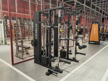  Multi Functionele Smith Machine 4 in 1 machine  beschikbaar voor biedingen