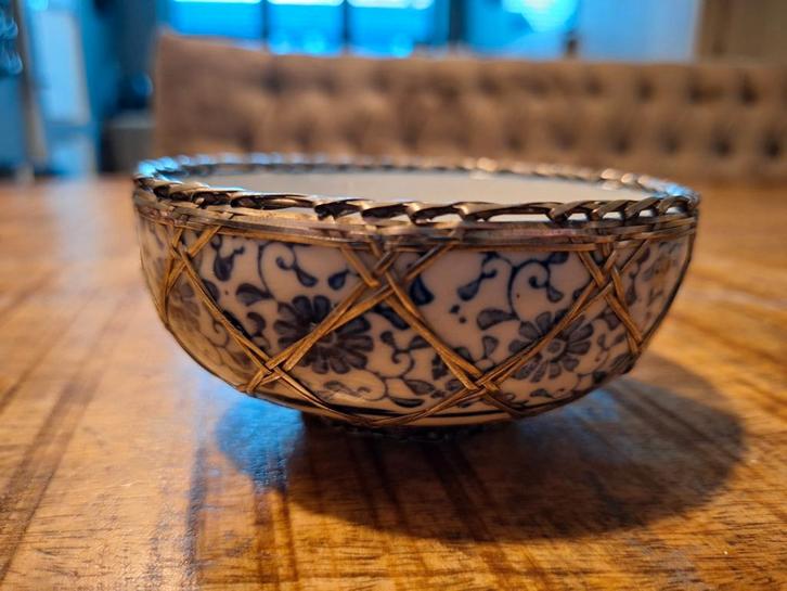 Delfts Blauw Schaaltje met Metalen Frame, Antiek en Kunst, Antiek | Keramiek en Aardewerk, Ophalen of Verzenden