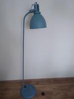staande vloerlamp blauw grijs, Huis en Inrichting, Lampen | Vloerlampen, Ophalen, Gebruikt, 150 tot 200 cm