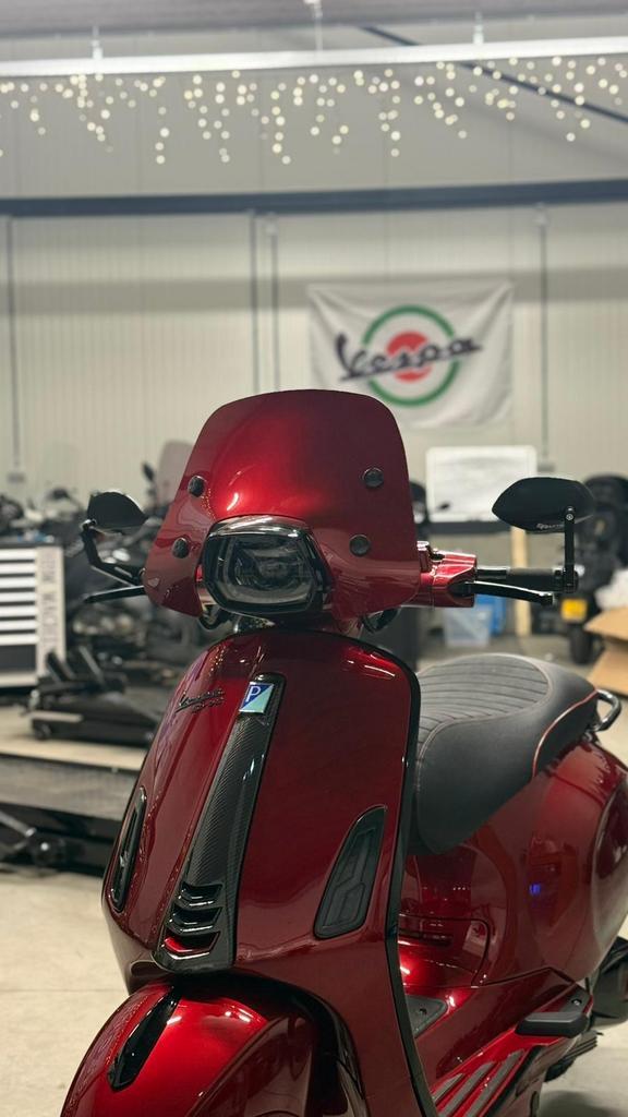 Custom Vespa Sprint 125cc - XRacer App & Remus Uitlaat, Fietsen en Brommers, Scooters | Yamaha, Nieuw, Overige modellen, Maximaal 45 km/u