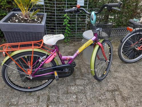 22-24 en 28 inch meisjesfietsen, Fietsen en Brommers, Fietsen | Meisjes, Zo goed als nieuw, 24 inch, Versnellingen, Ophalen