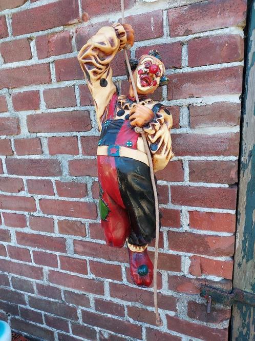 Beeld van een clown hangend aan touw., Antiek en Kunst, Curiosa en Brocante, Verzenden