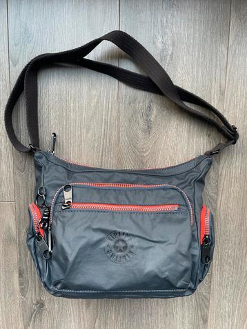 Kipling GABB S donkerblauw medium crossbody beschikbaar voor biedingen