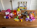 Houten speelkeuken met accesoires, oa Fisherprice theepot, Kinderen en Baby's, Speelgoed | Speelkeukens, Ophalen, Gebruikt, Hout