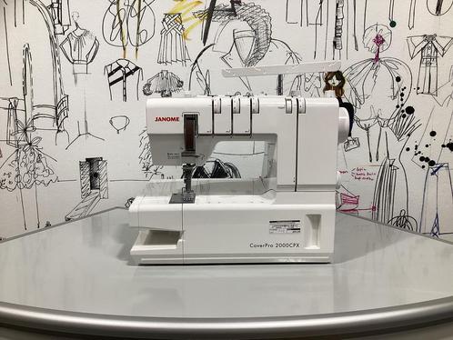CoverPro 2000 CPX, Hobby en Vrije tijd, Naaimachines en Toebehoren, Zo goed als nieuw, Lockmachine, Ophalen