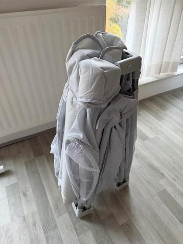 Babybox Playpen 120x120 + Ballen en Mat - Nieuwstaat beschikbaar voor biedingen