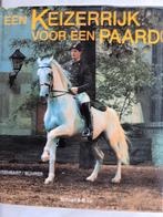 Een Keizerrijk voor een Paard ,Isenbart & Bührer, Lipizzaner, Boeken, Dieren en Huisdieren, Gelezen, Ophalen of Verzenden, Paarden of Pony's