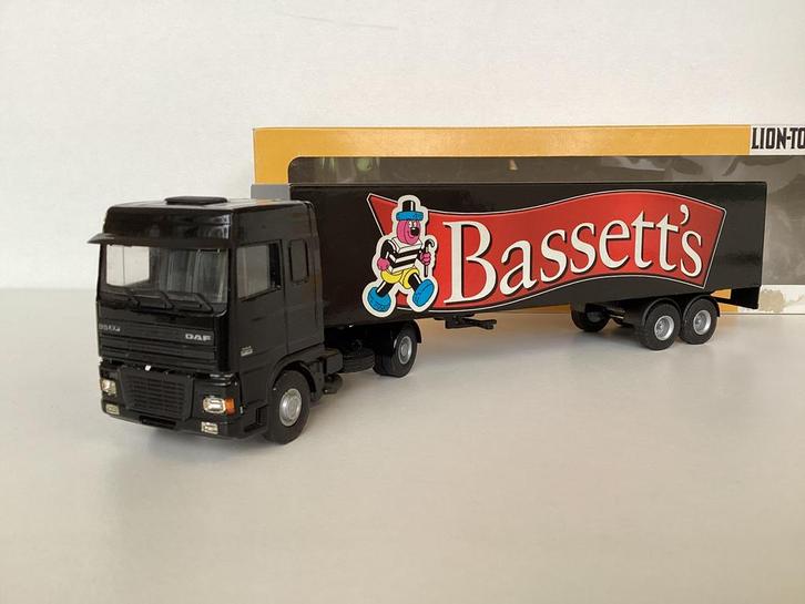 DAF 95 XF (Bassett’s Drop) 1:50 Liontoys in ovp, Hobby en Vrije tijd, Modelauto's | 1:50, Zo goed als nieuw, Bus of Vrachtwagen