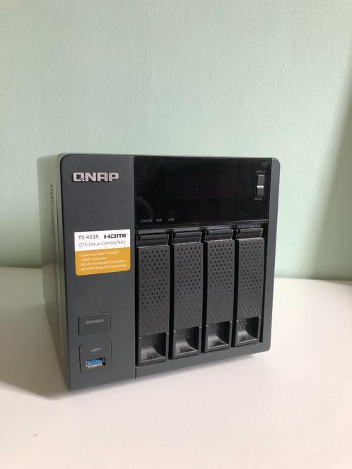 Qnap  TS-453A NAS (8gb ram upgrade) + evt. hdd, Computers en Software, Harde schijven, Zo goed als nieuw, Desktop, SATA, Ophalen of Verzenden