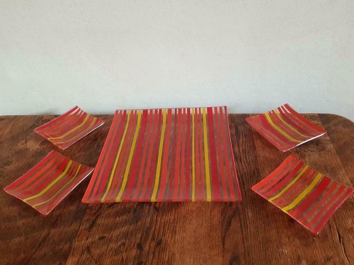 5-delige gekleurde set van glas ***zgan***, Huis en Inrichting, Keuken | Servies, Zo goed als nieuw, Schaal of Schalen, Overige stijlen