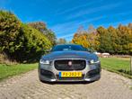 Jaguar XE 2.0 R-Sport, 72.000km, digitale tellerbak,trekhaak, Automaat, Achterwielaandrijving, 1800 kg, Zwart