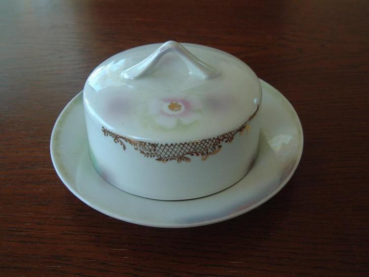 Gave antieke ronde botervloot, Antiek en Kunst, Antiek | Servies los, Ophalen of Verzenden