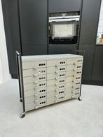Vintage a4 opberg kastje trolley organiser retro industriël, Ophalen, Gebruikt