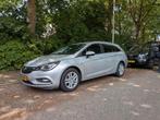 Opel Astra 1.4 Turbo 110KW Sports Tourer 2016 Grijs, Voorwielaandrijving, 4 cilinders, Stoelverwarming, Stationwagon