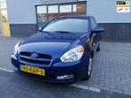 Hyundai Accent 1.4i Dynamic, Auto's, Voorwielaandrijving, Metallic lak, Accent, Gebruikt