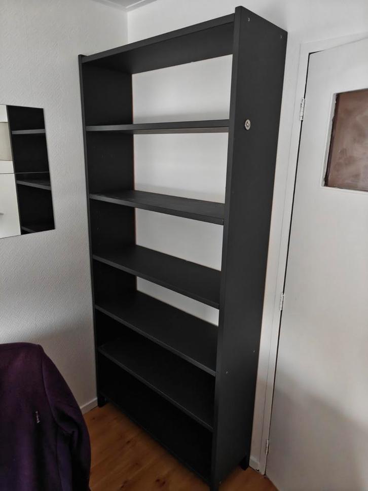 ​Hoge Zwarte Boekenkast / Stellingkast (210x97x32 cm), Huis en Inrichting, Kasten | Boekenkasten, Gebruikt, 50 tot 100 cm, 200 cm of meer