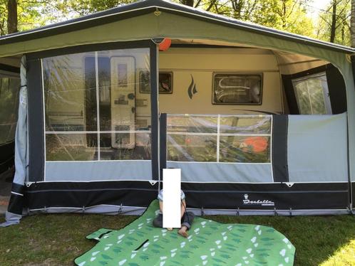 Fendt Topas 450QB Caravan, Caravans en Kamperen, Caravans, Particulier, tot en met 4, 1000 - 1250 kg, Treinzit, Fendt, Queensbed