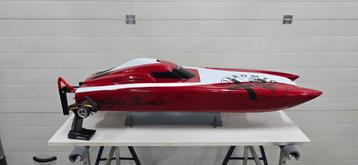 Betreft: Custom Powerboat Model Zonda

De polyester boot is  beschikbaar voor biedingen