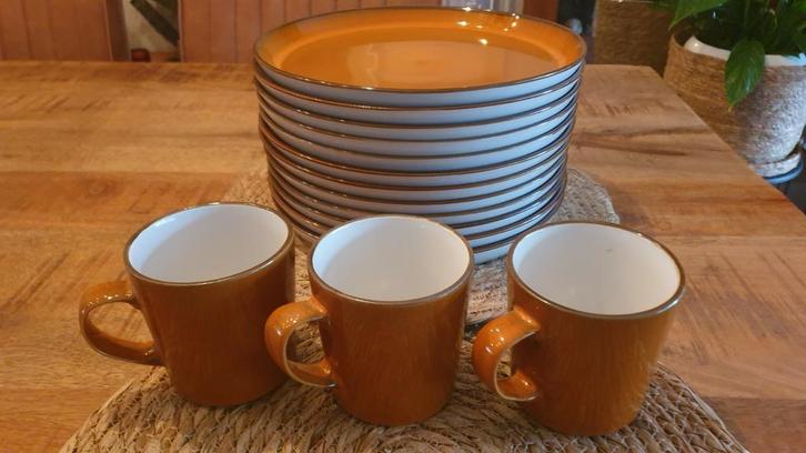 NIEUW  -  Xenos 12 Dinerborden + 3 Bekers - Lijn Glossy, Huis en Inrichting, Keuken | Servies, Nieuw, Bord(en), Overige stijlen