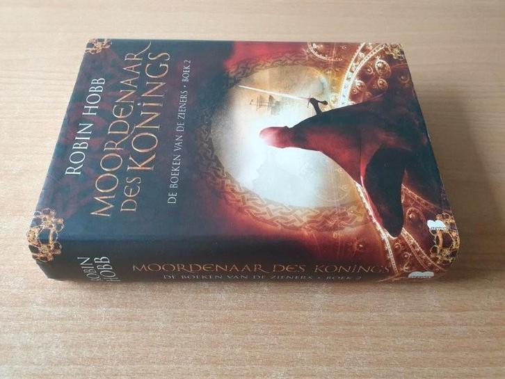 Robin Hobb - Moordenaar des Konings (HC + omslag), Boeken, Fantasy, Gelezen, Ophalen of Verzenden