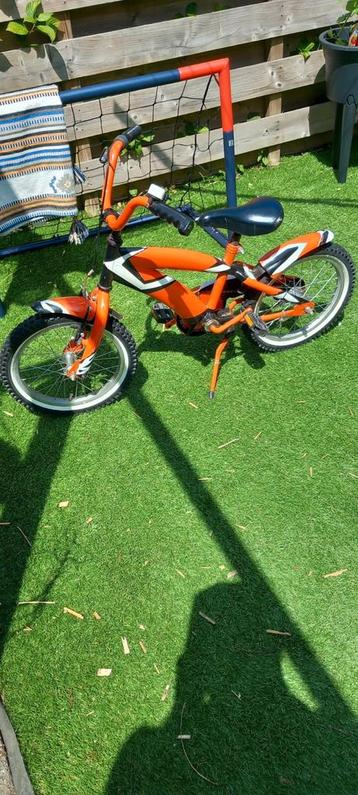 jongens crossfietsje 16 inch beschikbaar voor biedingen