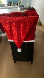 Kerst stoel versieren . Kerstmuts op stoel, kruk, Ophalen, Gebruikt