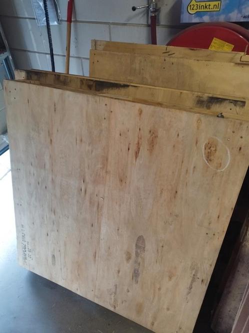 Gratis 10x  pallets / hout ( geen euro pallets ), Doe-het-zelf en Verbouw, Hout en Planken, Gebruikt, Pallet, Overige houtsoorten