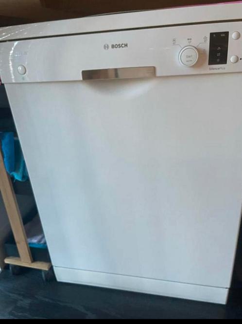 Vaatwasser bosch silence plus, Witgoed en Apparatuur, Vaatwasmachines, Zo goed als nieuw, Inbouw, Minder dan 85 cm, 45 tot 60 cm