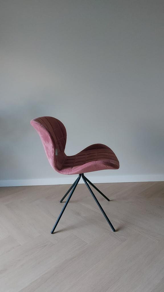 4 roze Zuiver OMG stoelen, Huis en Inrichting, Stoelen, Gebruikt, Vier, Stof, Overige kleuren, Ophalen