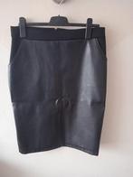Leder look koker rok large 7,00 dure kleding voor weinig, Kleding | Dames, Rokken, Ophalen of Verzenden, Zo goed als nieuw, Zwart