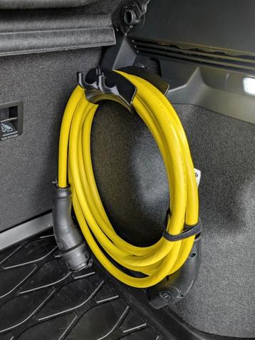 VW ID.3 / ID.4 / ID.5 / ID.7 laad kabel houder beschikbaar voor biedingen