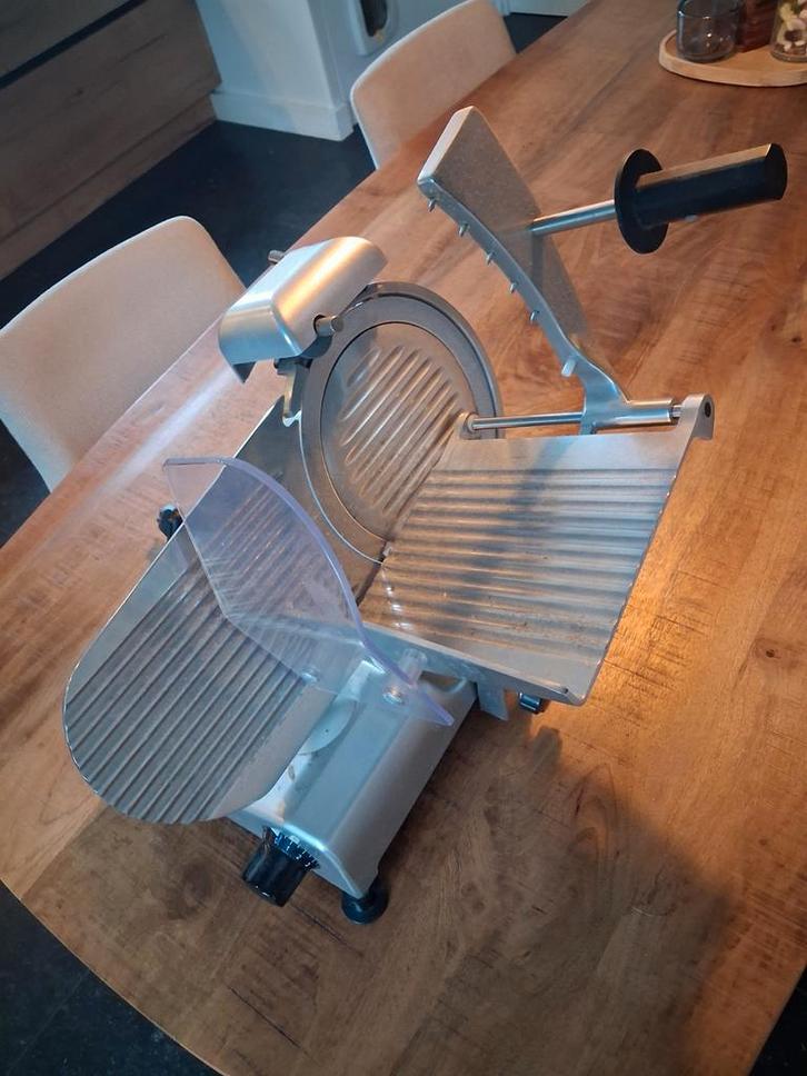 Professionele snijmachine - weinig gebruikt, Witgoed en Apparatuur, Keukenmixers, Zo goed als nieuw, Minder dan 1 liter, 1 snelheid