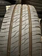 DEMO 215 65 16C  109/17 Goodyear Efficientgrip Cargo 2, -, Ophalen of Verzenden, Band(en), -
