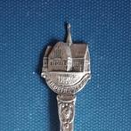verzilverd lepeltje Gereformeerde Petra Kerk Urk (Holland), Antiek en Kunst, Antiek | Bestek, Ophalen of Verzenden