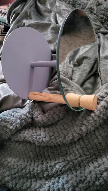 Pieper concept kapstok beschikbaar voor biedingen