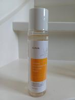 IUNIK VITAMIN HYALURONIC ACID VITALIZING TONER GESEALED, Ophalen of Verzenden, Nieuw, Gehele gezicht