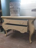 Sierlijke ladenkast taps toe lopend, Huis en Inrichting, Kasten | Ladekasten, Ophalen, 50 tot 100 cm, Zo goed als nieuw, 3 of 4 laden