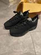 Acne studios, Zwart, Nieuw, Ophalen of Verzenden, Sneakers of Gympen