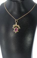 Robijn met 11 diamanten 14k ketting hanger goud India antiek, Sieraden, Tassen en Uiterlijk, Antieke sieraden, Ophalen of Verzenden