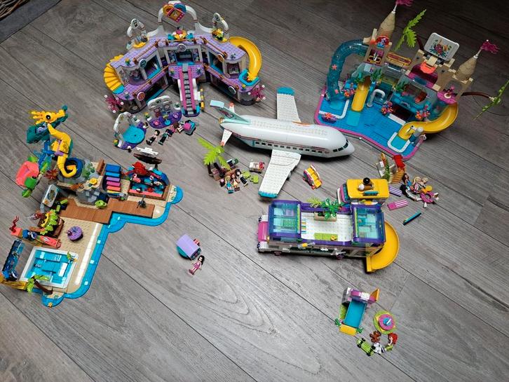 5 grote lego friends sets, Kinderen en Baby's, Speelgoed | Duplo en Lego, Zo goed als nieuw, Ophalen of Verzenden