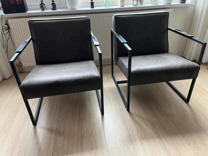 2x leren fauteuil Bibi grijs leer izgst, Huis en Inrichting, Fauteuils, Gebruikt, Leer, Metaal, 50 tot 75 cm, 75 tot 100 cm, Ophalen