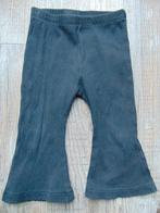 Lange broek donker grijs maat 80 Hema flared broekje, Kinderen en Baby's, Babykleding | Maat 80, Broekje, Meisje, Ophalen of Verzenden