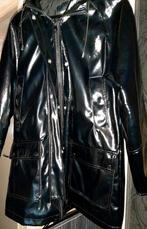 Lakjes, pull and bear, maat M,  met capuchon, Kleding | Dames, Ophalen of Verzenden, Zo goed als nieuw