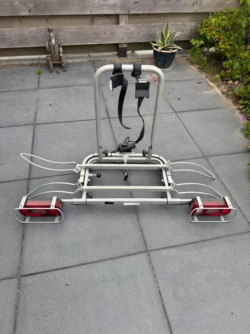 Kantelbare fietsendrager 2 fietsen, Auto diversen, Fietsendragers, Zo goed als nieuw, Trekhaakdrager, 2 fietsen, Ophalen