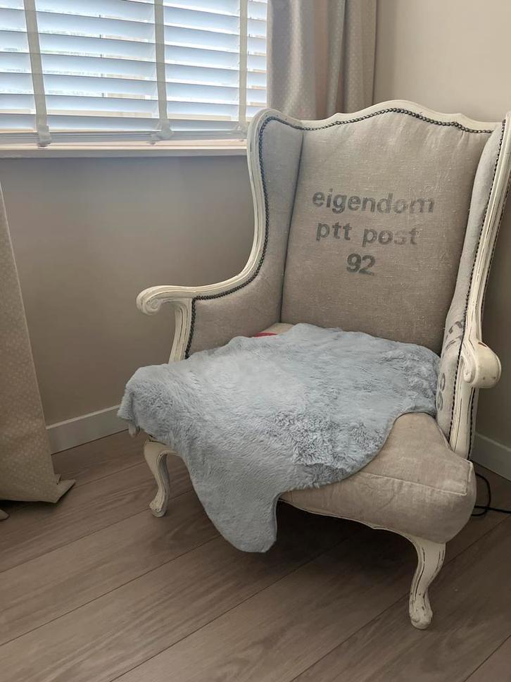 Antieke fauteuil met PTT Post print, Huis en Inrichting, Fauteuils, Gebruikt, Stof, 50 tot 75 cm, 75 tot 100 cm, Ophalen