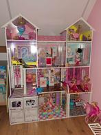 Groot Barbiehuis met accessoires, Kinderen en Baby's, Speelgoed | Poppenhuizen, Ophalen, Gebruikt, Poppenhuis