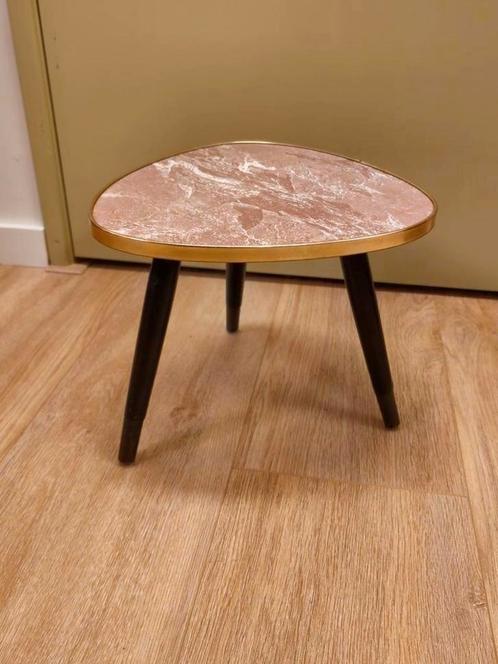Vintage Plantentafeltje Tafeltje Bijzettafeltje Tafel, Verzamelen, Retro, Huis en Inrichting, Ophalen of Verzenden