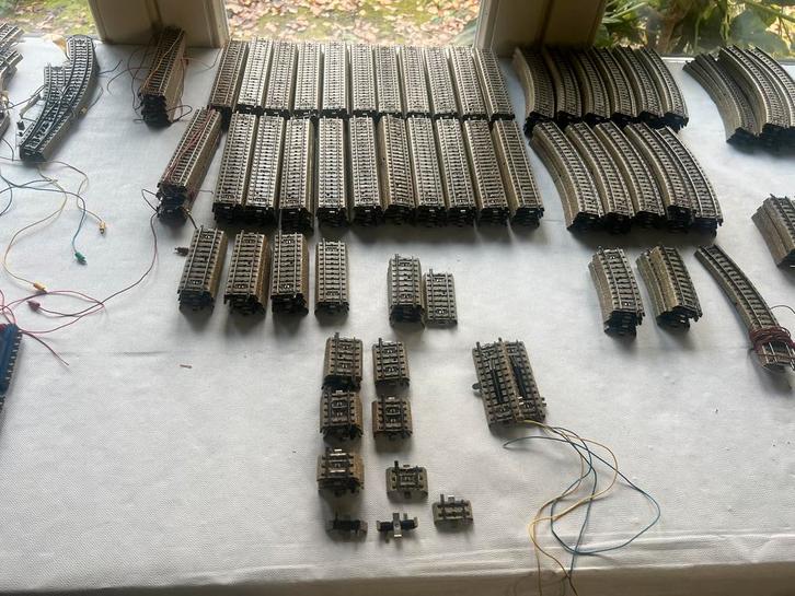 Grote hoeveelheid Märklin rails te koop., Hobby en Vrije tijd, Modeltreinen | H0, Gebruikt, Rails, Wisselstroom, Märklin, Analoog